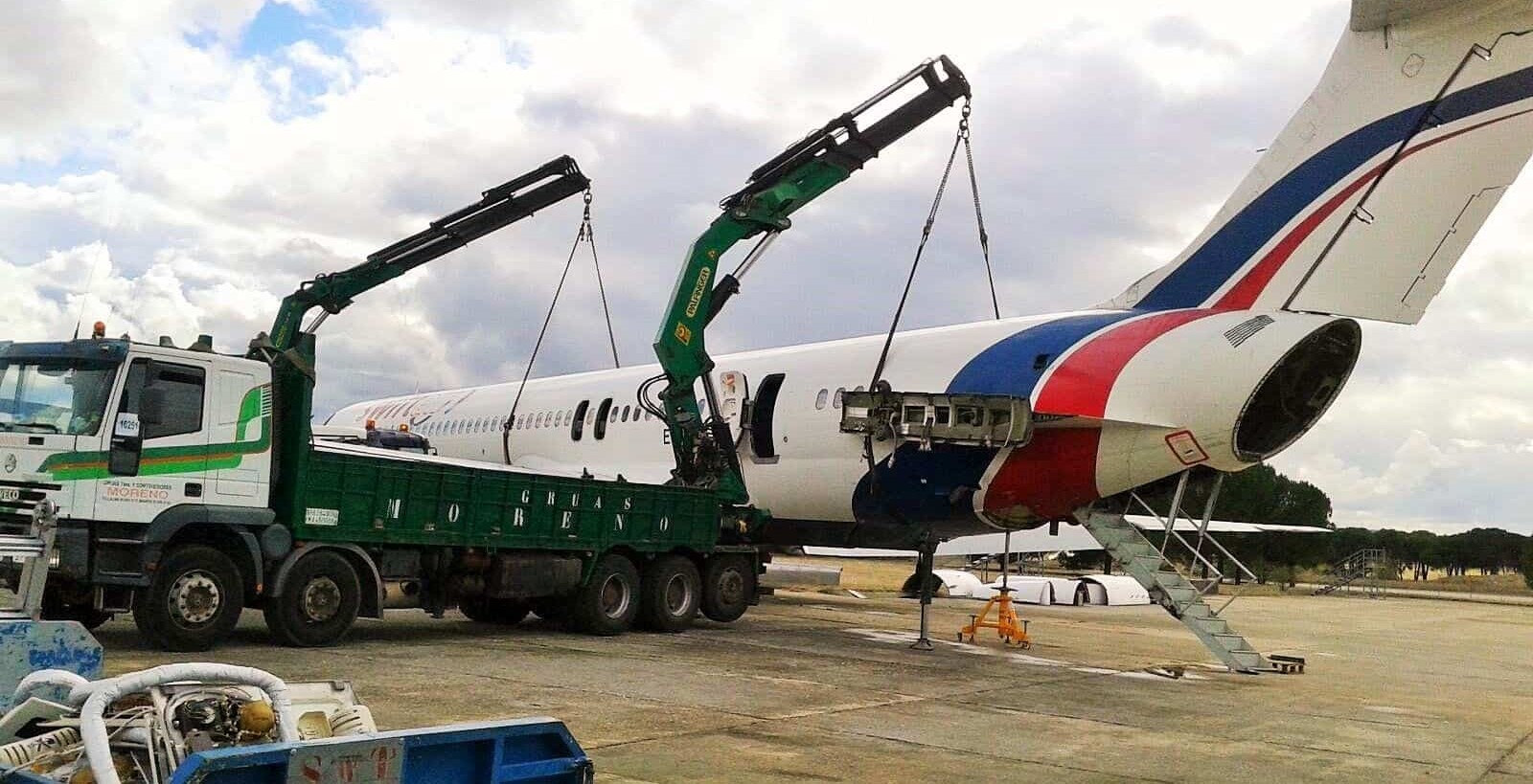 Gruas-Moreno-Avion- cortada